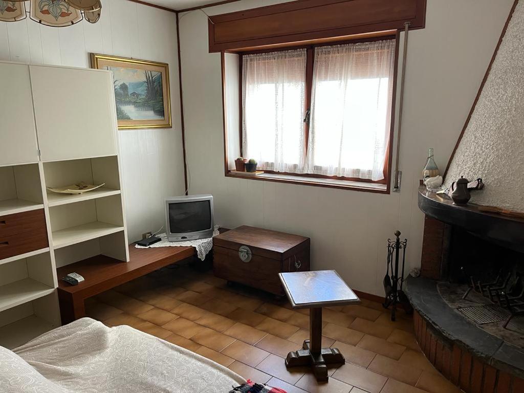 Da Pino Affittacamere Madonna di Fornelli Buitenkant foto